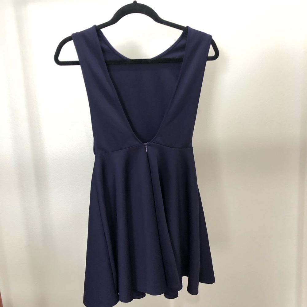 Dress - Picture 2 of 4